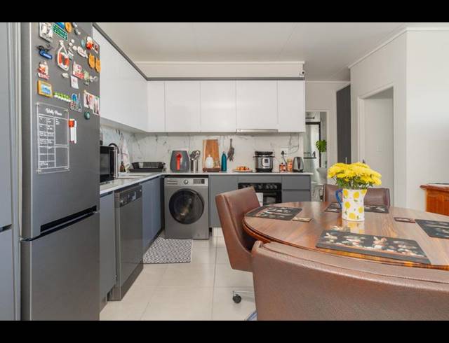 2 BEDROOM APARTMENT FOR SALE IN THE HUNTSMAN